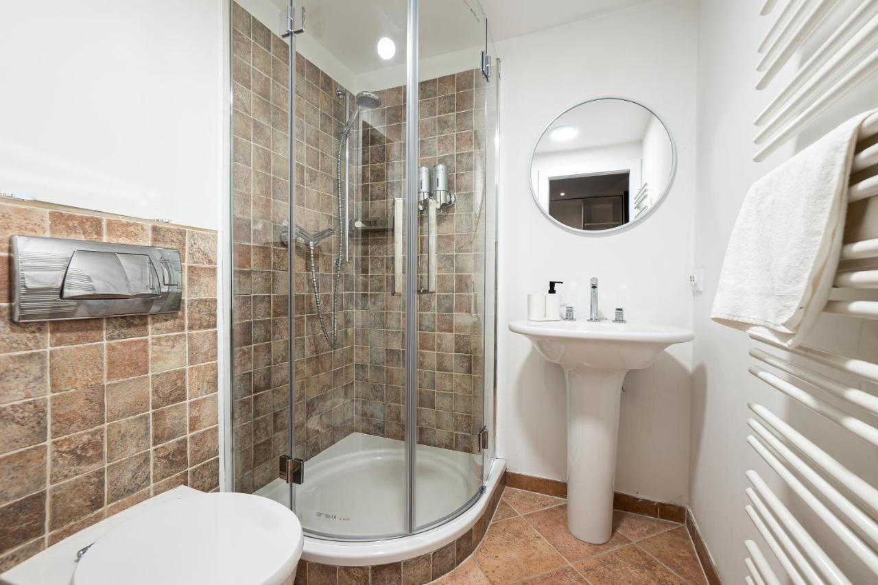 Brand-New Double Bedroom Apartment Вена Экстерьер фото