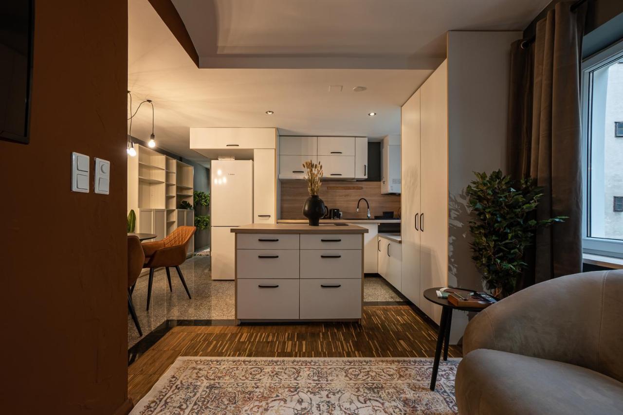 Brand-New Double Bedroom Apartment Вена Экстерьер фото